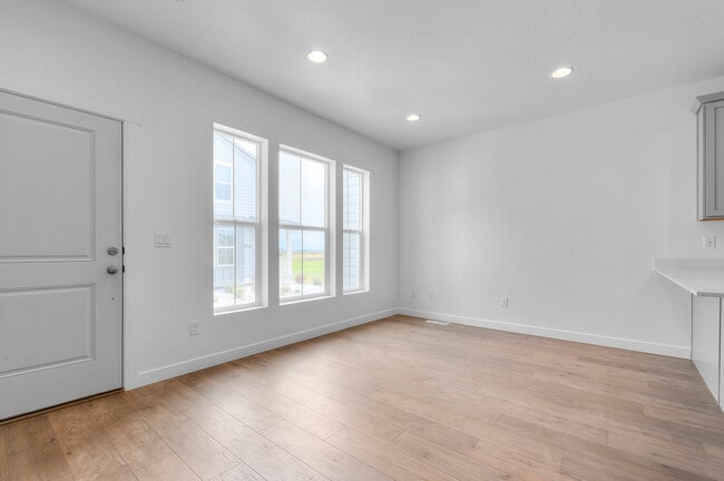 1820 N 3560 W, Lehi, UT 84043 - photo 3