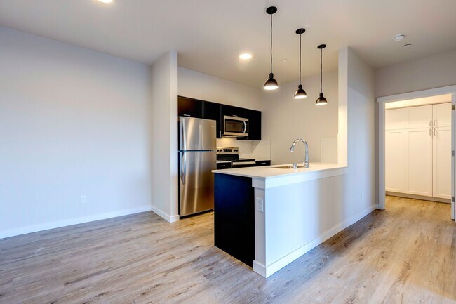 Marquee Living, Maple Valley, WA 98038 - photo 3