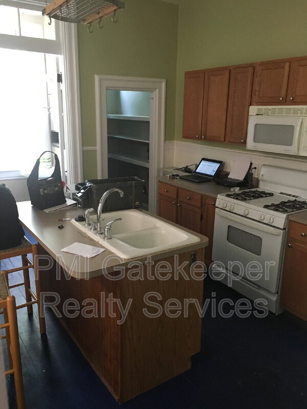 2231 Victor St, Cincinnati, OH 45219 - photo 2