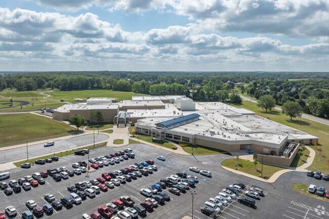 Aerial view of Fairfield Junior/Senior High School.
