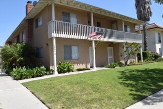 16042 Waikiki Ln Unit B, Huntington Beach, CA 92649