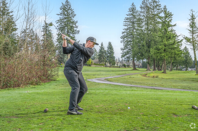 Golfers rejoice at Lake Wilderness Golf Course in Hobart.
