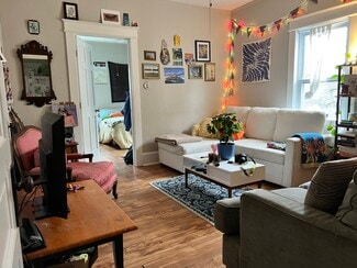 75 Lyman Ave Unit 936 Pine, Burlington, VT 05401