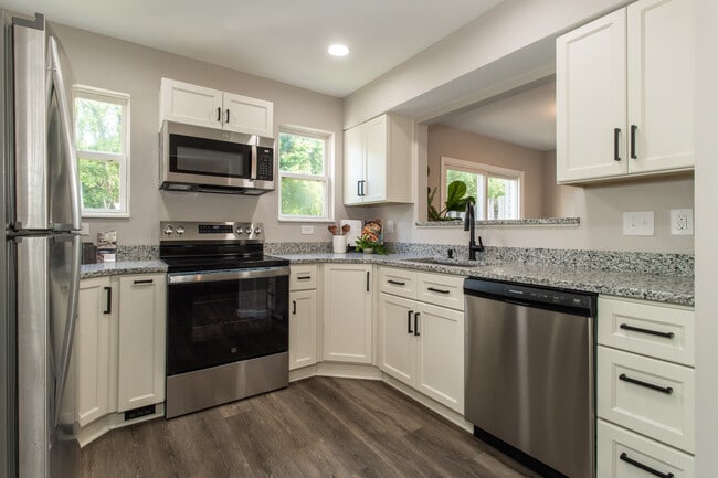 818 William Howard Taft Rd, Cincinnati, OH 45206 - photo 6