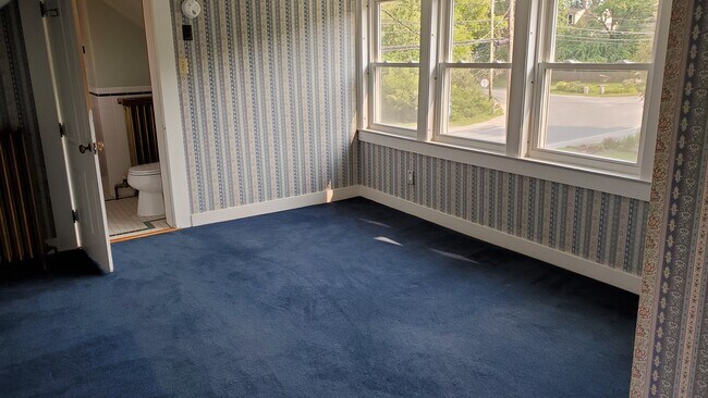 416 Center St unit House, Lyndon, VT 05851 - photo 6