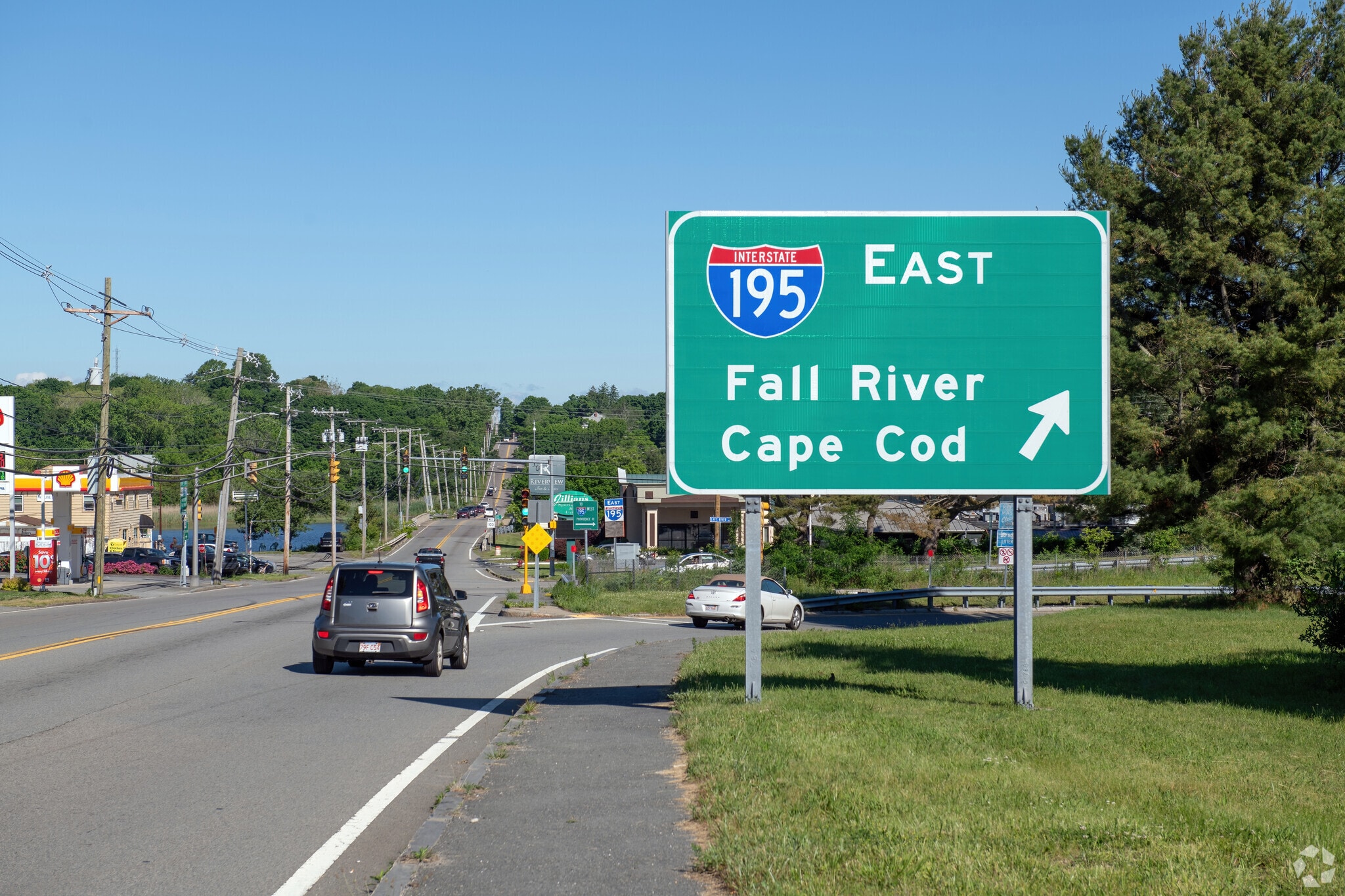 I-195 links the Touisset neighborhood to cities like Fall River, Providence and Boston.