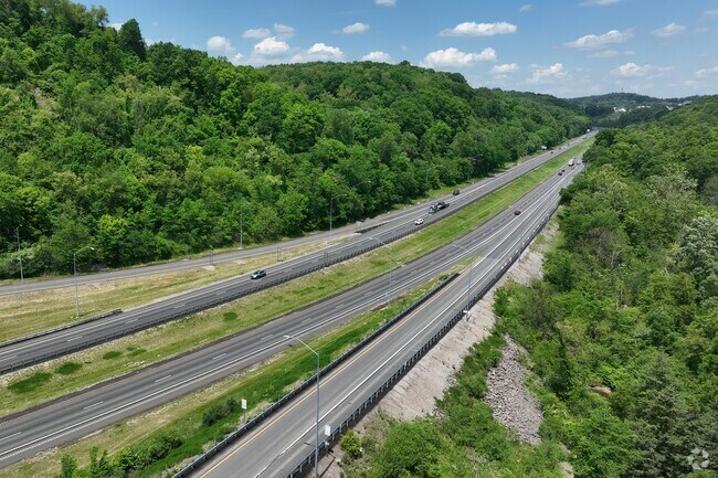 Interstate 79 is used by Sewickley Hills residents to commute both north and south.