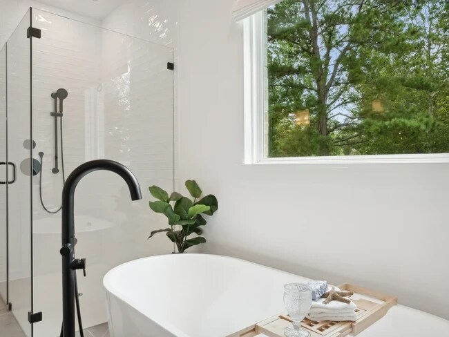 1800 Mesquite Trail unit 36495830, Dayton, TX 77535 - photo 4