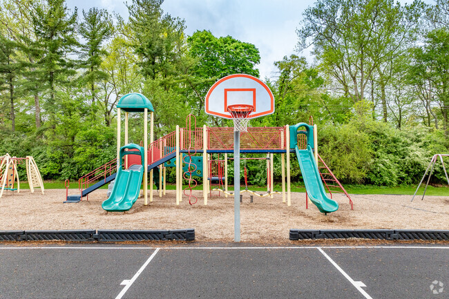Worthington Hills Elementary School is located in Worthington, Ohio.