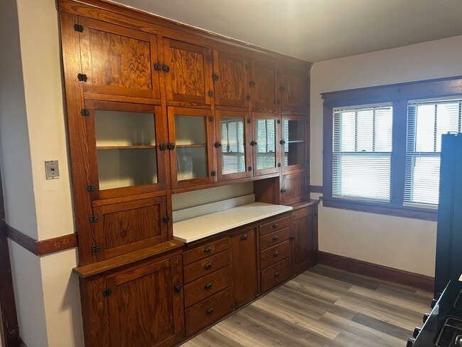 Kitchen Built-Ins