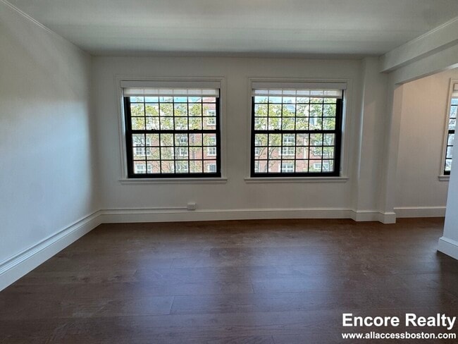 1200 Massachusetts Ave unit 307, Cambridge, MA 02138 - photo 2
