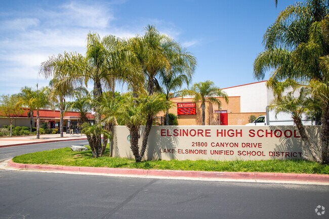 Elsinore High School offers a diverse selection of extracurriculars.