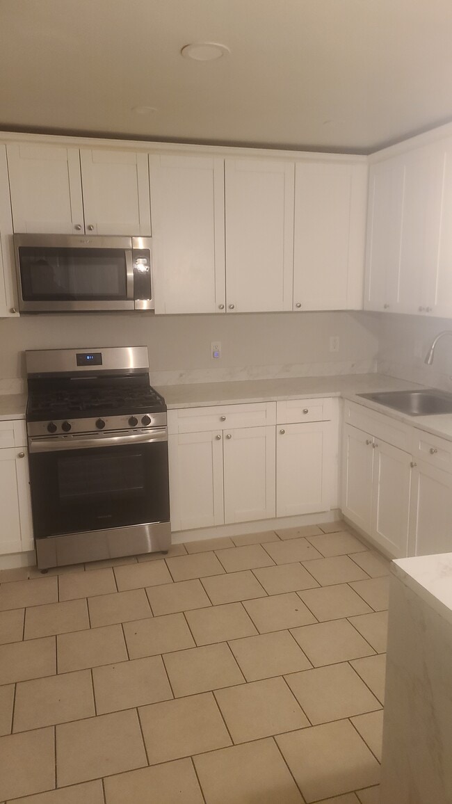 6405 Broadway, West New York, NJ 07093 - photo 2