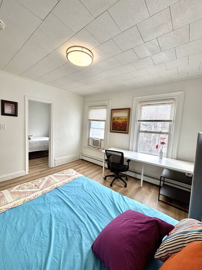 10 Ashland St Unit A, Somerville, MA 02144