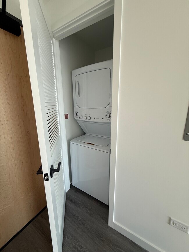 1940 NW 2nd Ct unit S1, Miami, FL 33136 - photo 6