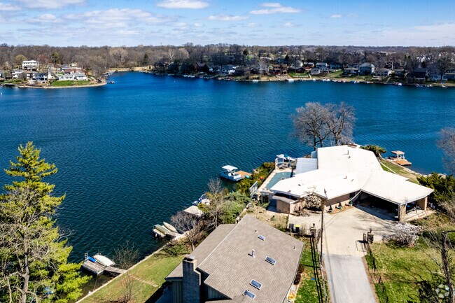 Enjoy amazing lakefront homes at Lake Waukomis.
