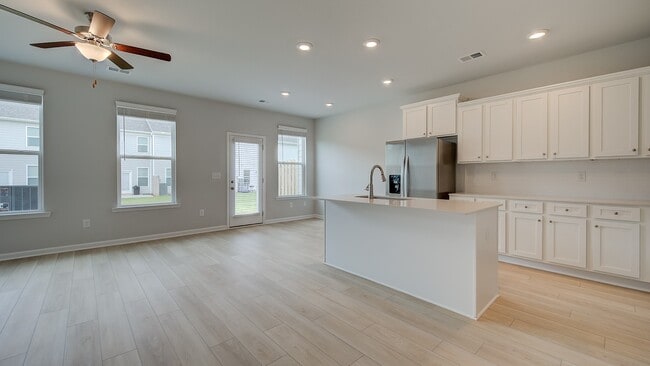 352 Navigator Ln, McDonough, GA 30253 - photo 3