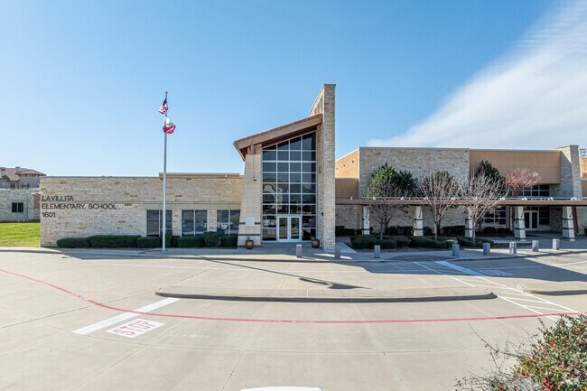 La Villita Elementary is a public school located in Irving, Tx.