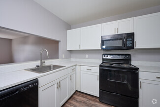 5570 Centerpointe Blvd, Canandaigua, NY 14424