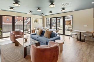 37 S Ashland Ave, Chicago, IL 60607