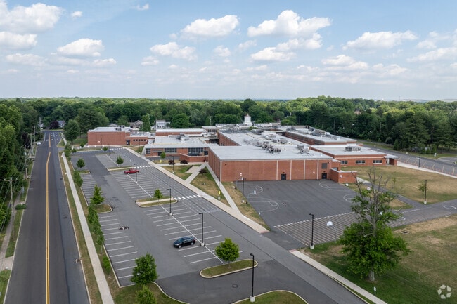 Pennwood Middle School has plenty of parking.