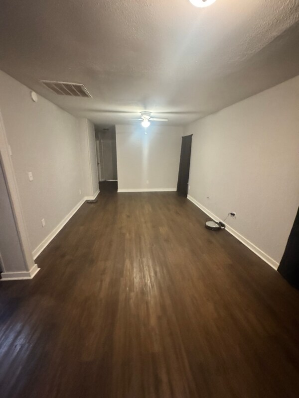 802 Abney Ave unit B, Lufkin, TX 75904 - photo 2