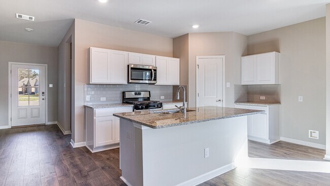 3106 Ravenwood St unit 36198688, Lake Charles, LA 70607 - photo 7