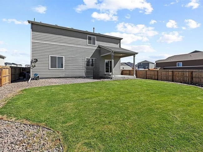 6047 Mumford Dr, Colorado Springs, CO 80925 - photo 3