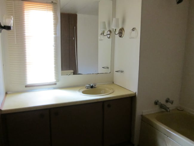 413 Miller St, White Oak, TX 75693 - photo 5