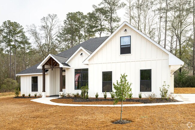 New home construction is an option when looking to move to Hammond.