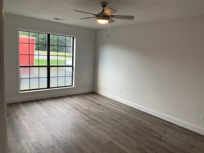 2324 3rd St SW unit Noojin Apartments, Attalla, AL 35954 - photo 6