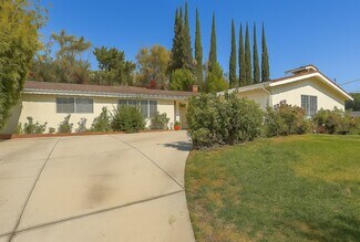 5716 Comanche Ave, Woodland Hills, CA 91367