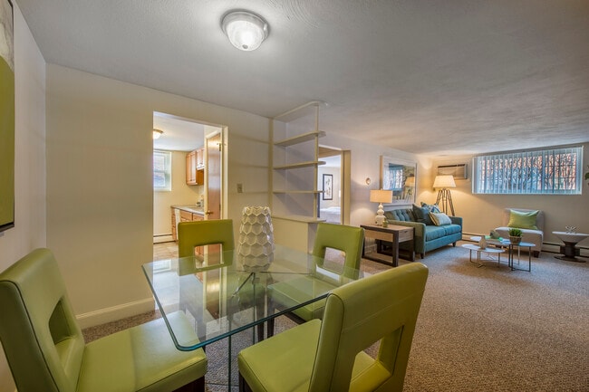 11 Brattle Dr unit 33, Arlington, MA 02474 - photo 7