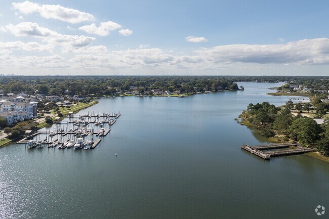 Little Creek offers North Camellia Acres residents easy access to the Chesapeake Bay.
