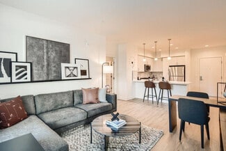 4890 Sunroad Centrum Ln Unit ID1266011P, San Diego, CA 92123