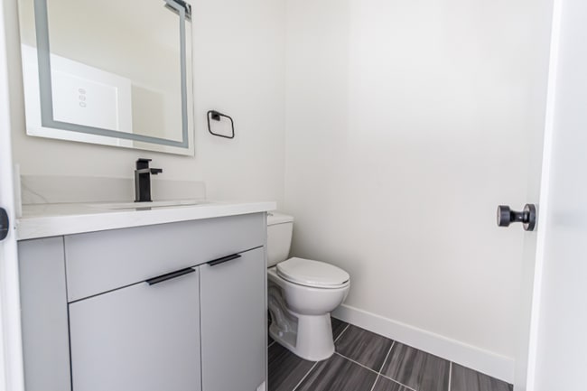 1330 Tamarind Ave, Los Angeles, CA 90028 - photo 5