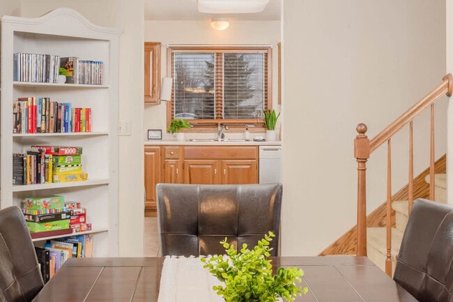 1697 Gateway Place unit ID1061621P, Neenah, WI 54956 - photo 2