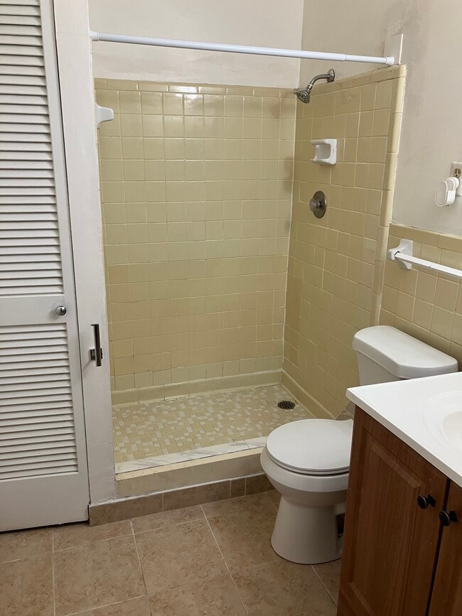 2817 Los Gatos Ct unit 1, Memphis, TN 38115 - photo 4