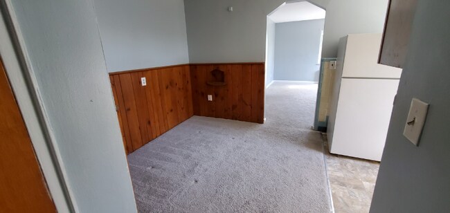 843 Delehanty Ct unit 4, Cincinnati, OH 45238 - photo 2