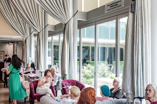 Art Bar + Bistro serves the Phoenix Theatre and Musuem complex in the Alvarado Historic District