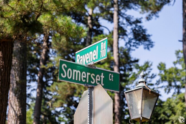 Welcome to Lake Aumond neighborhood.