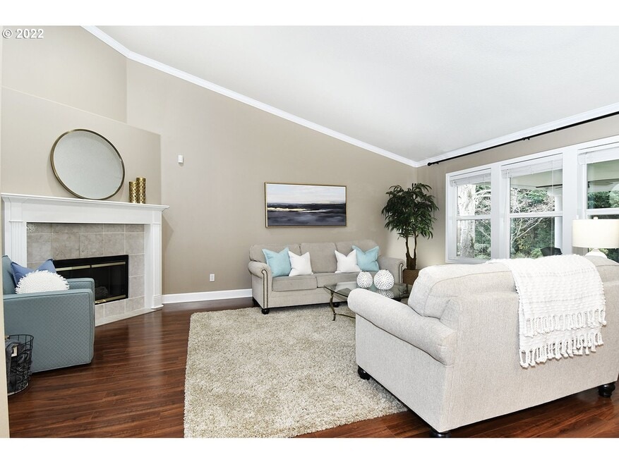 937 Mt View Ln, Molalla, OR 97038 - photo 1