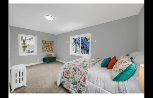 1055 7th St W unit 1, Saint Paul, MN 55102 - photo 3