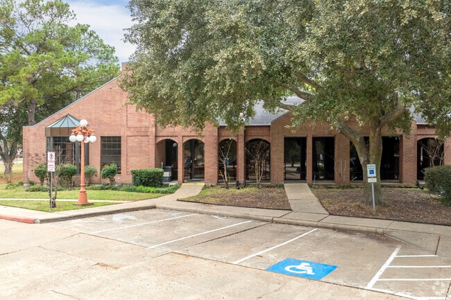 Teachers at Smaller Scholars Montessori School inspire curiosity and independence.