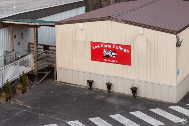 Lee Early College is a cooperative/innovative high school operated by Lee County Schools.