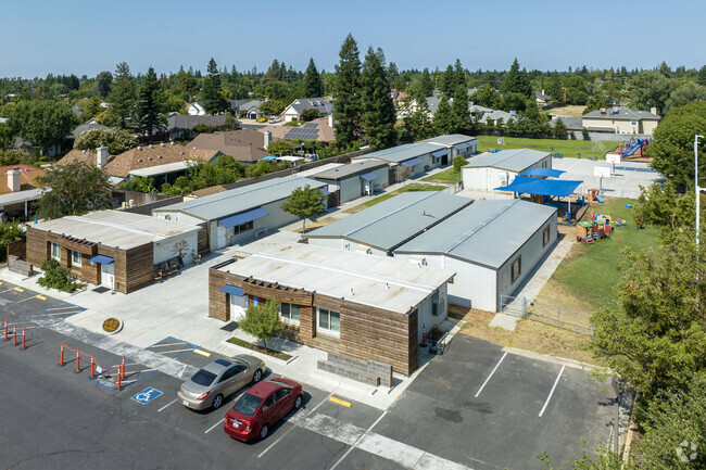 Charlie Keyan Armenian Community School serves grades PK-6 in a private school settiing.