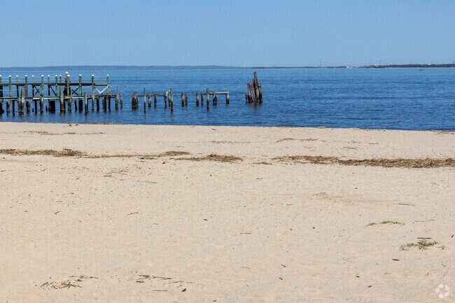 Secluded Snug Harbor Beach is a little get away in the heart of the Highlands.