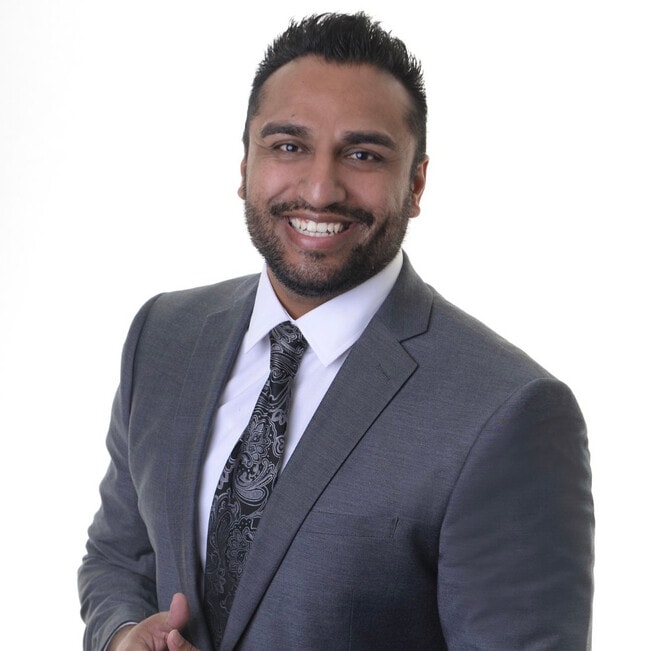 Agent Photo