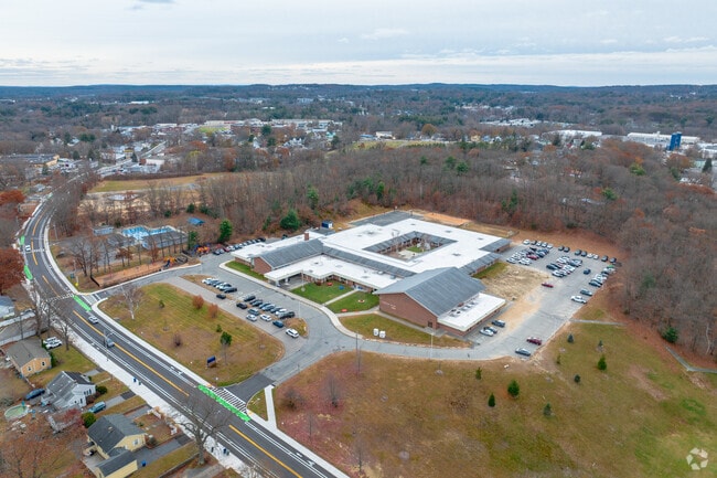 Frances Drake School Is a wonderful school for students to attend.