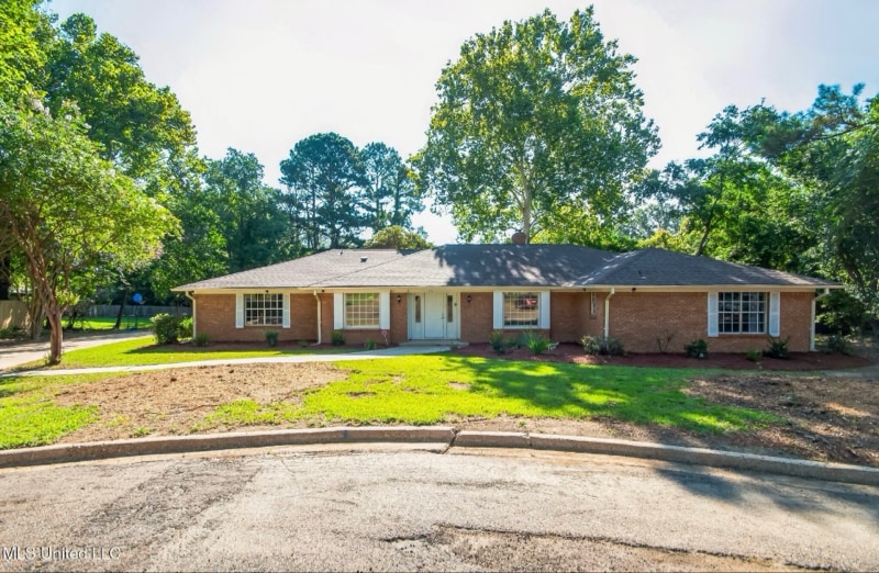 102 Friars Cove, Clinton, MS 39056 - photo 1